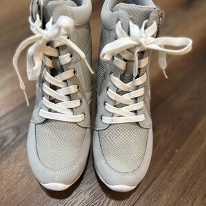 JustFab Gray Ankle Boots